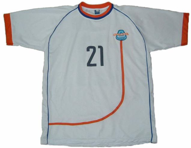 日本で一番有名 白ベースに青とオレンジの組み合わせ Type B No 0055 デザイン例 激安オーダーサッカーユニフォーム フットサル ユニフォームの作成なら サッカーショップv Eleven