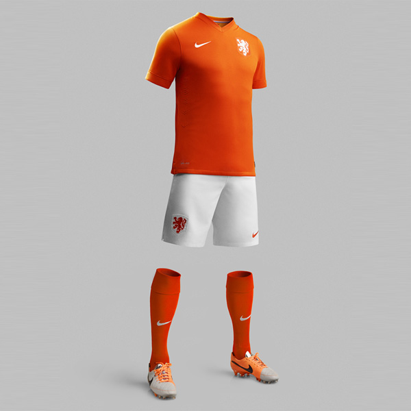 オランダ代表のサッカーユニフォームをオーダーメイド  激安オーダーサッカーユニフォーム・フットサルユニフォーム作成・デザインのV-ELEVEN